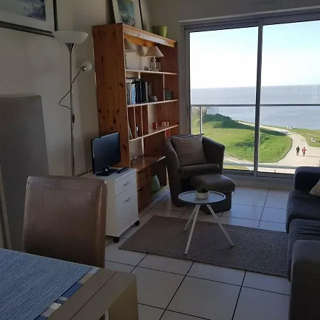 A Royan, Proche Plage, 2 Et Balcon - Fr-1-494-75 Apartment