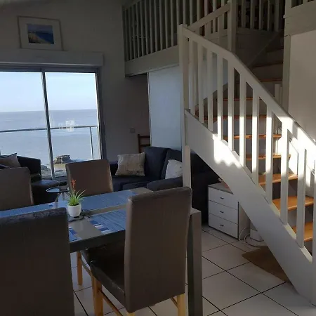 A Royan, Proche Plage, 2 Et Balcon - Fr-1-494-75 Royan