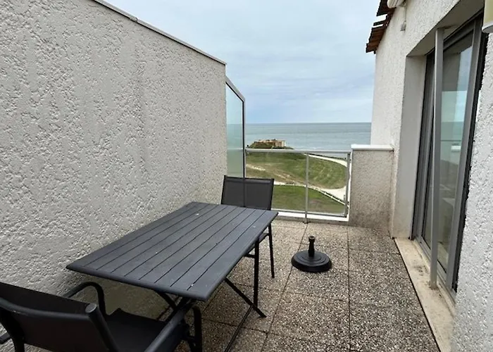 à Royan, Vue Mer, Proche Du Chay - Fr-1-494-75